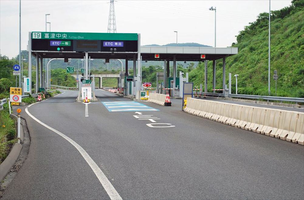 富津中央ICまで車で約5分　