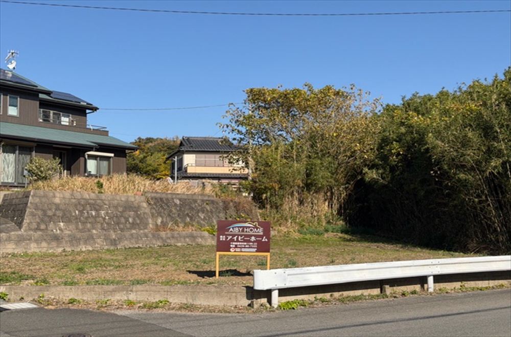 海徒歩1分。暮らしやすさが整う好立地