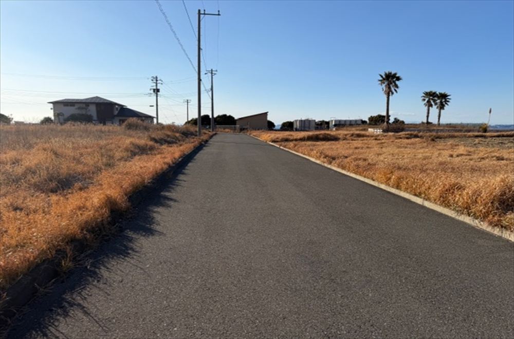 高台から海と富士山を一望