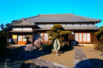 本格的日本庭園付きお屋敷