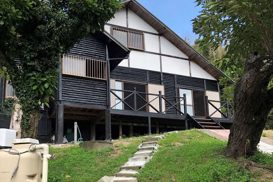 都心から約1時間、富津市竹岡ICまで1分！